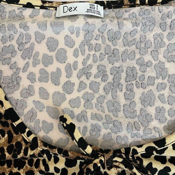 Dex|Cheetah| Has Stretch|Button up|Nice Fabric - Picture 8 of 11